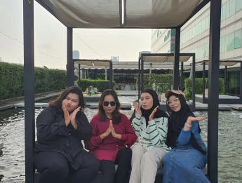 Gallery Gathering Bangkok 21 ~blog/2024/12/9/20240113_091911