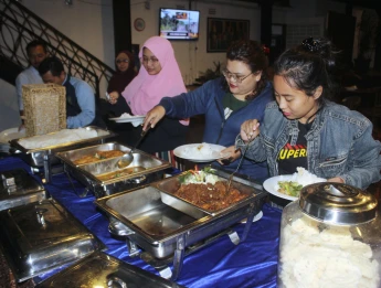 Gallery Gathering Bandung 88 ~blog/2024/12/9/cam_2_164
