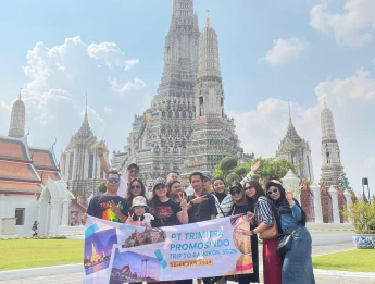 Gallery Gathering Bangkok 2 ~blog/2024/12/9/whatsapp_image_2024_01_15_at_16_37_29_641245e4